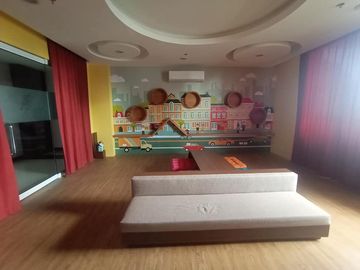 marvin pb com tower Rent to own condominium makati