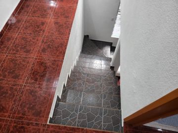 Amplia Casa en Venta en Col. Rancho Las Nieves Chimalhuacan Edo Mex.