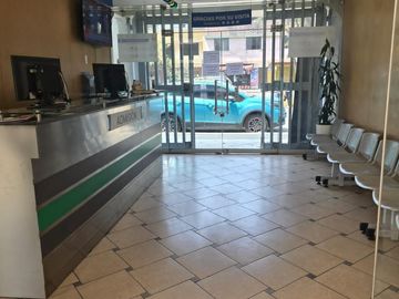 Edificio Comercial de 1900 m² en Av Principal de San Juan de Lurigancho