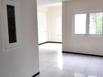 Rumah 2 Lantai Luas 286 di Sulfat Utara Blimbing kota Malang