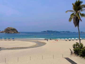 SUPER OPORTUNIDAD BAJO DE PRECIO,DESCUBRE EL ESTILO DE VIDA DE LUJO EN EL CONDOMINIO LAS PALMAS, ACAPULCO