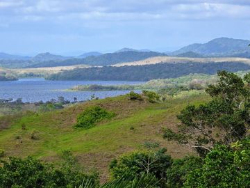 Finca18 de 7.313m2 VISTA LAGO Financiada SIN INTERES Desde $250.