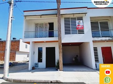 VENDO CASA EN CONDOMINIO ACACIAS META