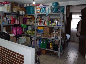 RENTA AMPLIA CASA DUPLEX EN SANTA URSULA