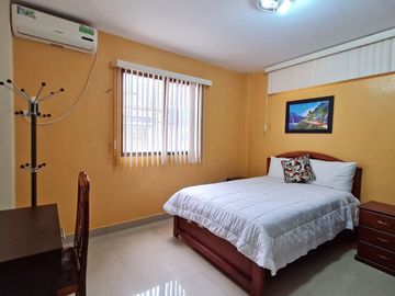 Venta de Casa de 7 dormitorios en el sector La Garzota, Norte de Guayaquil cerca a la Cooperativa JEP