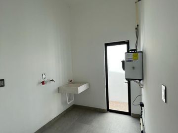 Casa Nueva en Venta de Una Planta en Valles del Molino. León, Guanajuato.
