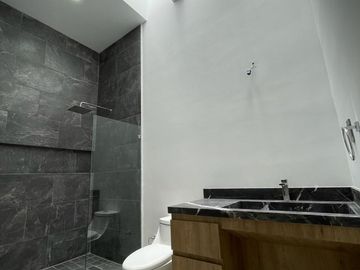 Casa Nueva en Venta de Una Planta en Valles del Molino. León, Guanajuato.