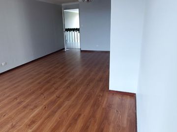 Alquiler departamento cerca a San isidro