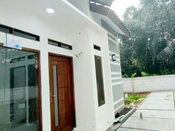Rumah siap huni 200jtan (SHM) ALL IN FULL FURNISHED DiCipayung,Depok