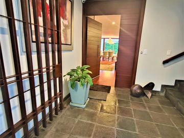 Bella Casa - Remodelada - Urb. El Rosedal - Miraflores - con Jardin/ ASCENSOR /  Dpto Independiente
