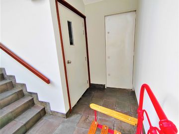 Bella Casa - Remodelada - Urb. El Rosedal - Miraflores - con Jardin/ ASCENSOR /  Dpto Independiente