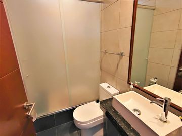Bella Casa - Remodelada - Urb. El Rosedal - Miraflores - con Jardin/ ASCENSOR /  Dpto Independiente