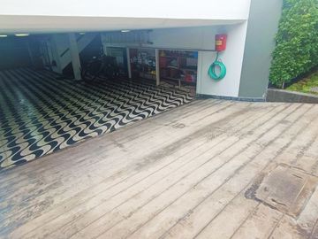 Bella Casa - Remodelada - Urb. El Rosedal - Miraflores - con Jardin/ ASCENSOR /  Dpto Independiente