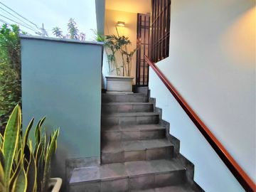 Bella Casa - Remodelada - Urb. El Rosedal - Miraflores - con Jardin/ ASCENSOR /  Dpto Independiente