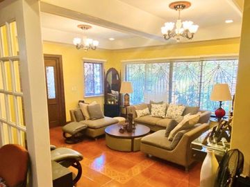 4 Bedroom House and Lot For Sale in Don Antonio Royale Estates, Quezon City