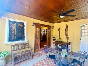 4 Bedroom House and Lot For Sale in Don Antonio Royale Estates, Quezon City