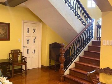 4 Bedroom House and Lot For Sale in Don Antonio Royale Estates, Quezon City