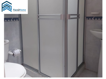 CASA EN VENTA TRES PISOS EXCELENTE UBICACIÓN