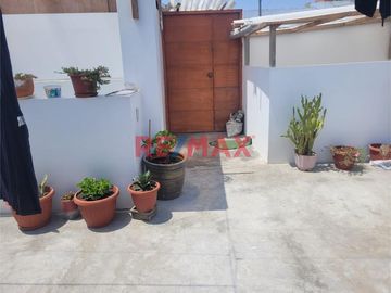 Vendo Casa Productiva De 4 Pisos Para Familia O Inversionista en Urb San Luis ID 1092670