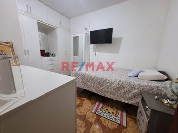 Vendo Casa Productiva De 4 Pisos Para Familia O Inversionista en Urb San Luis ID 1092670