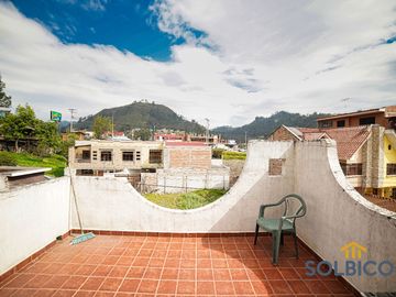 Casa rustica av 12 de octubre Cuenca, 4 habitaciones