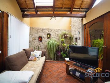 Casa rustica av 12 de octubre Cuenca, 4 habitaciones