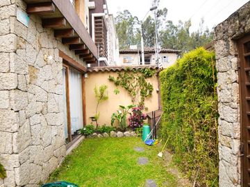 Casa rustica av 12 de octubre Cuenca, 4 habitaciones