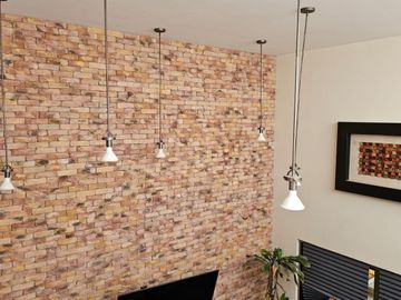 VENTA DE HERMOSA CASA EN FRACCIONAMIENTO VALLE DE ALBAR CERCA DEL BLVRD. G. BONFIL