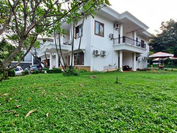 Rumah CANTIK Lokasi Strategis Di Kemang Dalam Jakarta Selatan