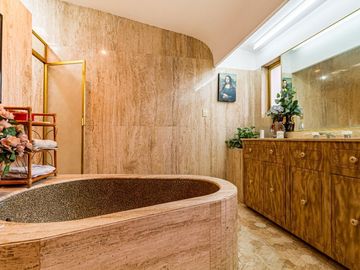 VENTA DE CASA EN VILLA COAPA CON ESPACIOS AMPLIOS Y EXCELENTE ILUMINACIÓN