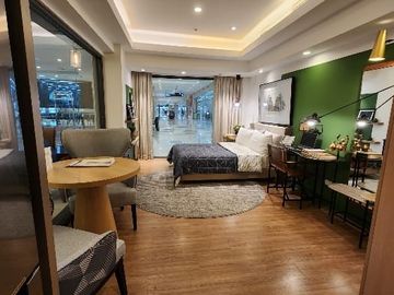Pasig Studio by Ayala - The Travertine in Portico