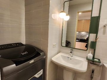 Pasig Studio by Ayala - The Travertine in Portico