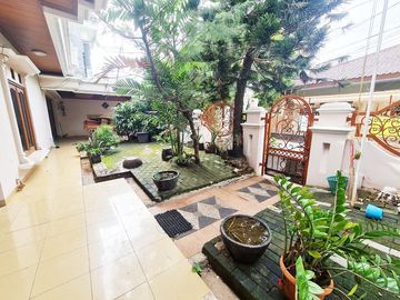 Rumah Disewakan di Cempaka Putih Tengah (Taman Solo)