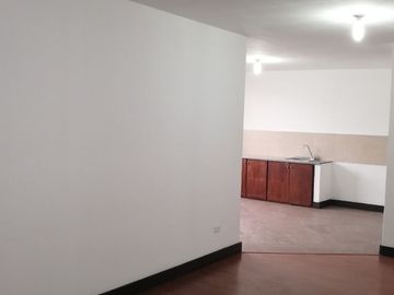 BAJÓ DE PRECIO!! OFICINA-CONSULTORIO-MINIDEPARTAMENTO EN VENTA!!