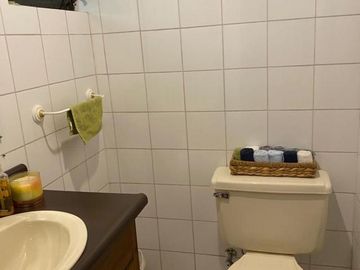 Excelente propiedad en venta con 976m2T Calle Los Álamos y Av. Ordóñez Lasso