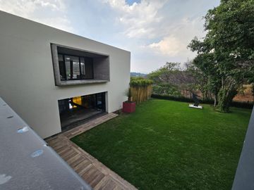 CASA EN VENTA EN HACIENDA VALLE ESCONDIDO, ATIZAPAN
