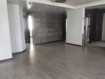 Venta Departamento con Terraza 3 dormitorios en  Carcelen