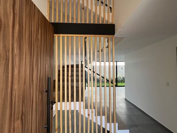 CASA EN VENTA EN LOMAS DE ANGELOPOLIS II