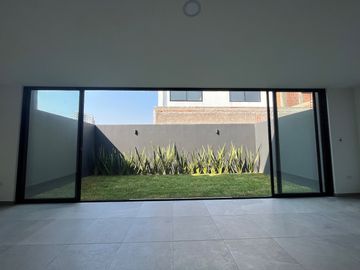 CASA EN VENTA EN LOMAS DE ANGELOPOLIS II