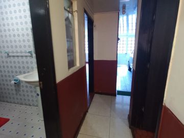 VENDO  CASA AMPLIA RENTABLE Y BONITA  EN BARRIO FATIMA BOGOTÀ, COLOMBIA, JUNTO A VENECIA
