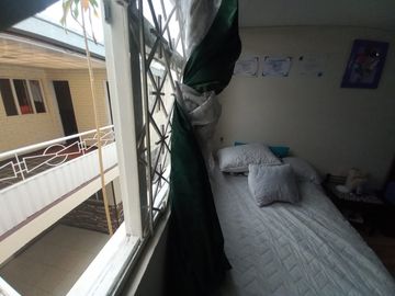 VENDO  CASA AMPLIA RENTABLE Y BONITA  EN BARRIO FATIMA BOGOTÀ, COLOMBIA, JUNTO A VENECIA