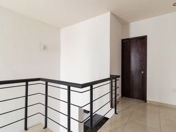 Venta de casa con amenidades en Hacienda Santa Fe Juriquilla