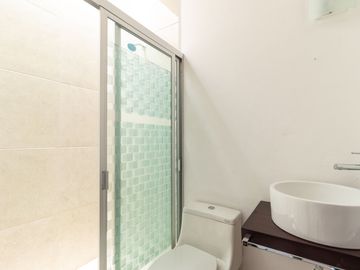 Venta de casa con amenidades en Hacienda Santa Fe Juriquilla