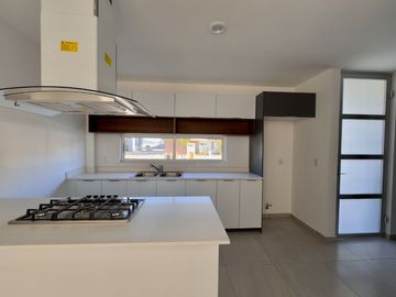 Casa Residencial en Gema, con excelemntes amenidades