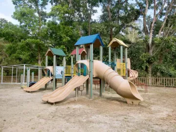 RUSH!!! CANYON WOOD RES RESORT near TAGAYTAY, LAUREL BATANGAS (GT)