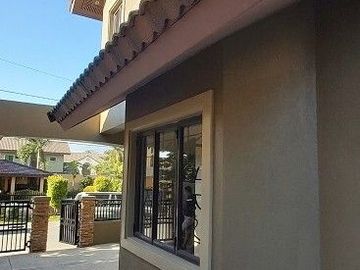 HOUSE AND LOT FOR SALE IN PONTICELLI GARDENS DAANG HARI