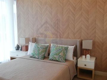 MESAVIRRE GARDEN RESIDENCES - 1 BEDROOM UNIT