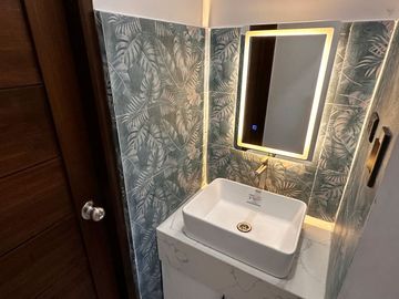 Newly-renovated 4-Bedroom House in Collegeville, Los Baños