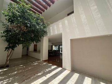Casa en Jurica Av Los Laureles en Venta