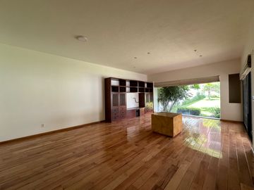 Casa en Jurica Av Los Laureles en Venta